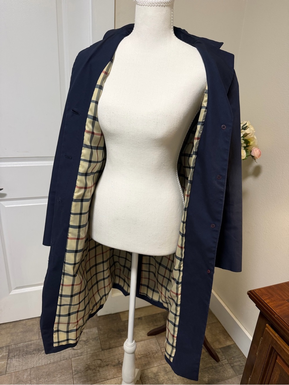 Brooks Brothers Navy Trench Coat Jacket Checked Plaid Lining Classy Preppy